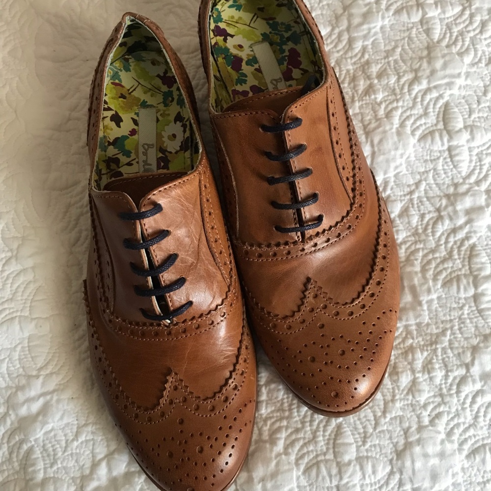 NWOT Boden ladies wingtip oxfords